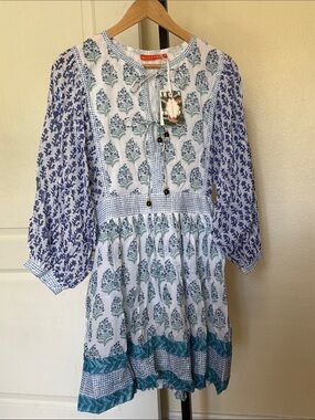 Oliphant 🌼🌼Boho Floral Tunic Dress in White and Blue